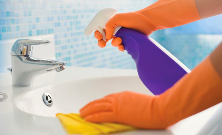 Nettoyage des sanitaires